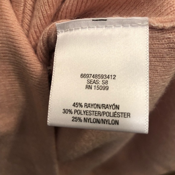 Women’s Simply Styled Pink Pullover Sweatshirt - Picture 4 of 5